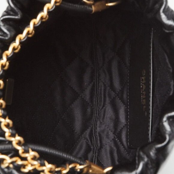 Chanel Black Quilted Shiny Calfskin Leather Pearl Strap Chanel 22 Mini Bag - Picture 10 of 11